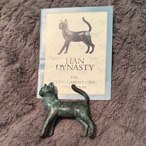 Vintage 1988 Franklin Mint Curio Cabinet Cat Figurine - Han Dynasty